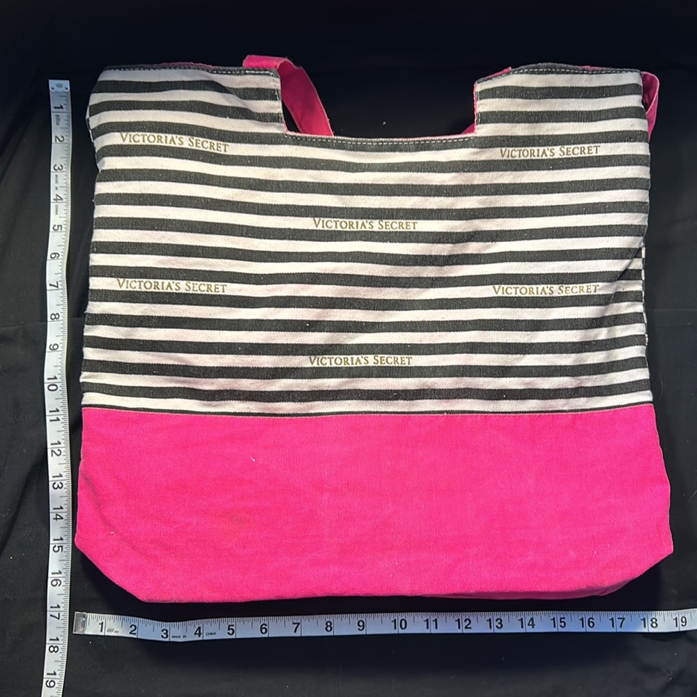 Victoria Secret Tote - Picture 6 of 9